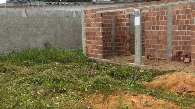 Terreno com uma casa em construção - Foto 5