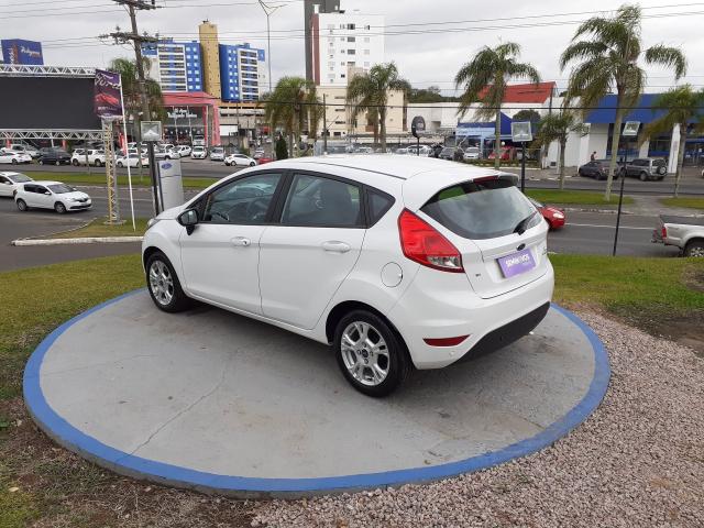 FORD FIESTA 2016/2017 1.6 SE PLUS HATCH 16V FLEX 4P POWERSHIFT - Foto 7