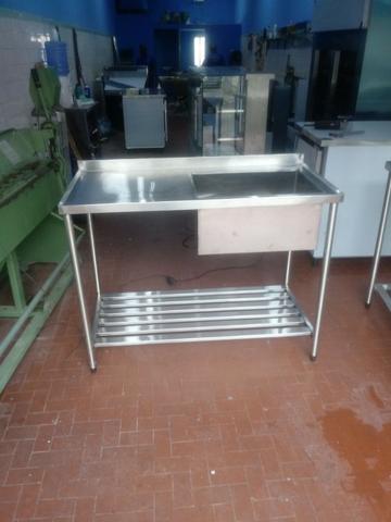 Pia industrial em aço inox escovado sob medida bancada com cuba - Foto 5