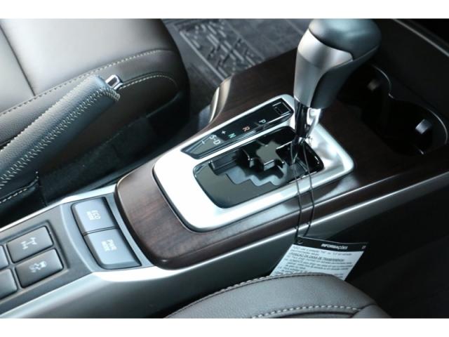 TOYOTA HILUX SW4 2.8 SRX 4X4 7 LUGARES 2019 - Foto 7