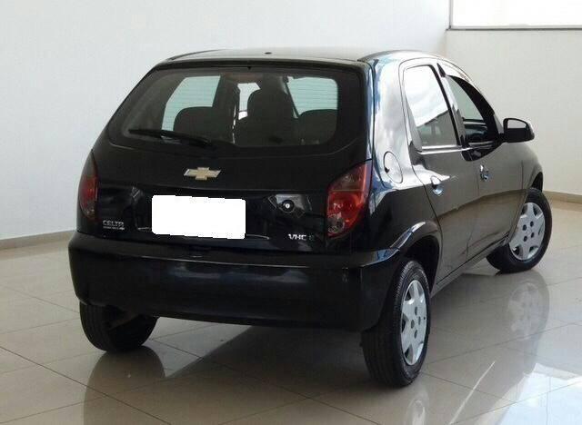 Vendo Chevrolet celta 2014 completo - Foto 3