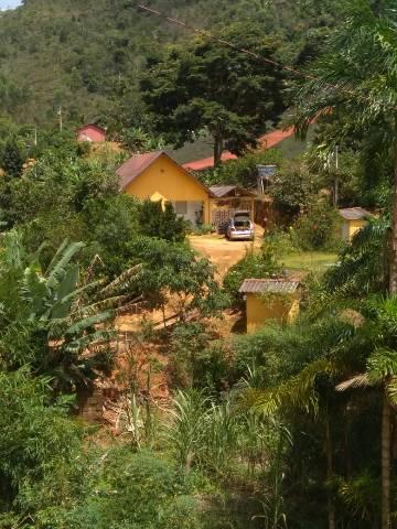 Vendo lindas chácaras a 23 km de Fundão sendo 16 km de chão - Foto 10