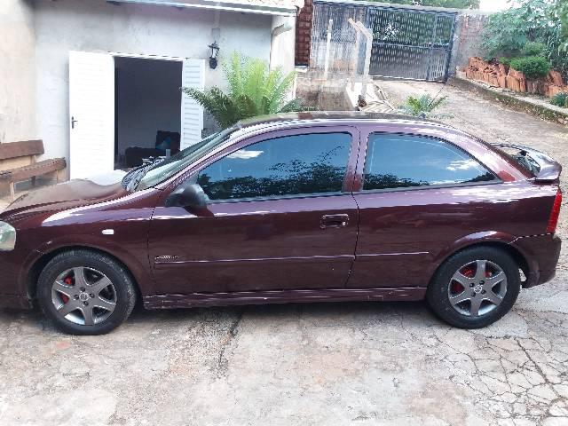 Astra hatch 2.0 2005 troco por Voyage 1.6 - Foto 2