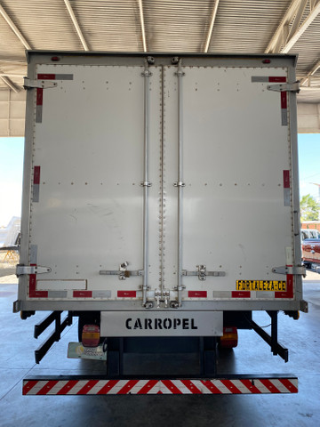 Ford Cargo 816 Baú Seco 5.50m 2016/2016 - Caminhões 