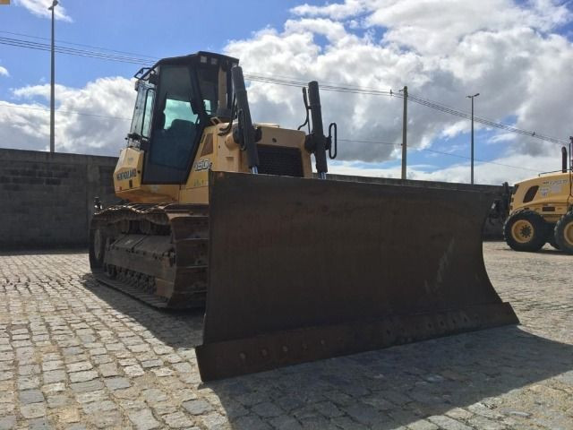 Trator de Esteira D150b R$ 290.000,00 - Foto 2