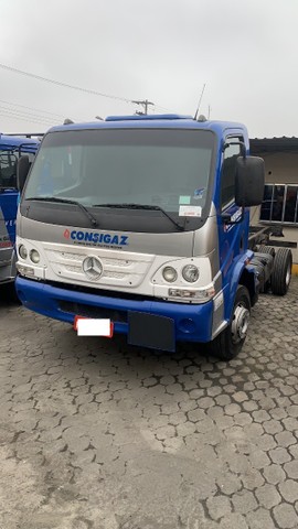 MB ACELLO 1016 2014 BAIXO KM
