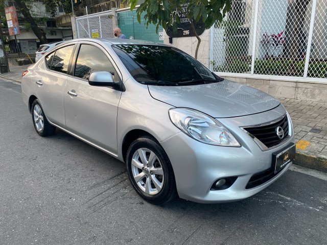 VERSA SL 2013 COMPLETÍSSIMO