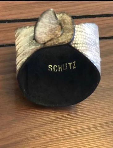 Bracelete em couro marca Schutz  - Foto 2