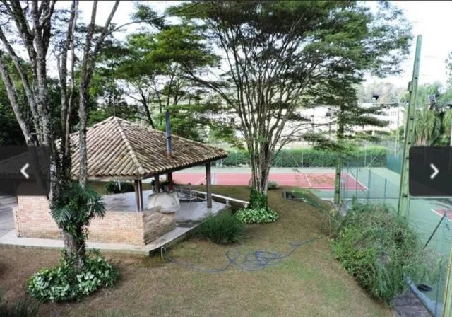Limdo terreno de 1.743m² no condomínio Forest Hills - Granja Viana - Foto 9