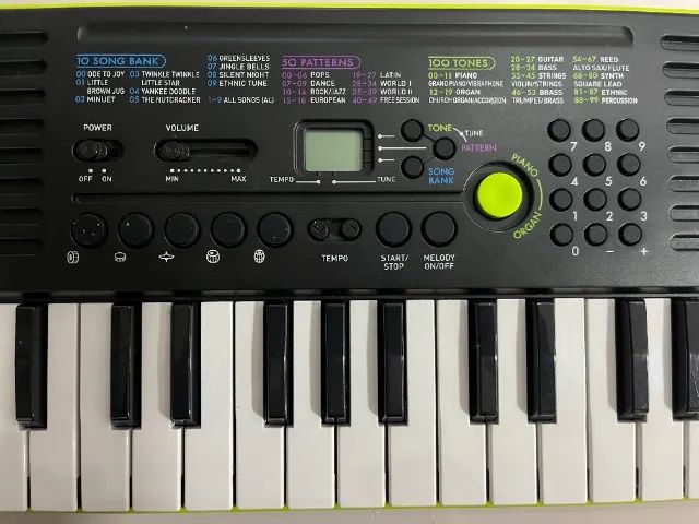 Teclado Infantil Casio SA-46 para Estudantes e Iniciantes - Koala Music