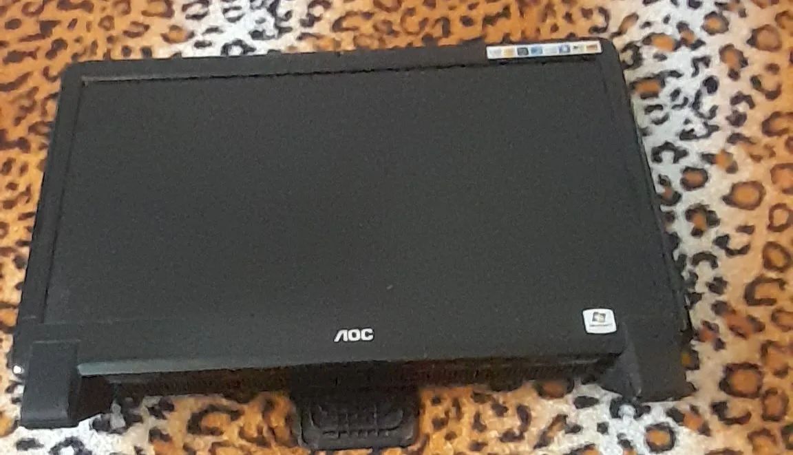 Computador monitor CPU integrada 