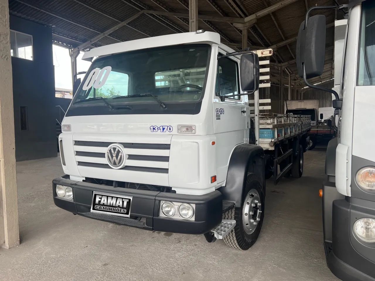 Volkswagen 13-170  - Foto 2