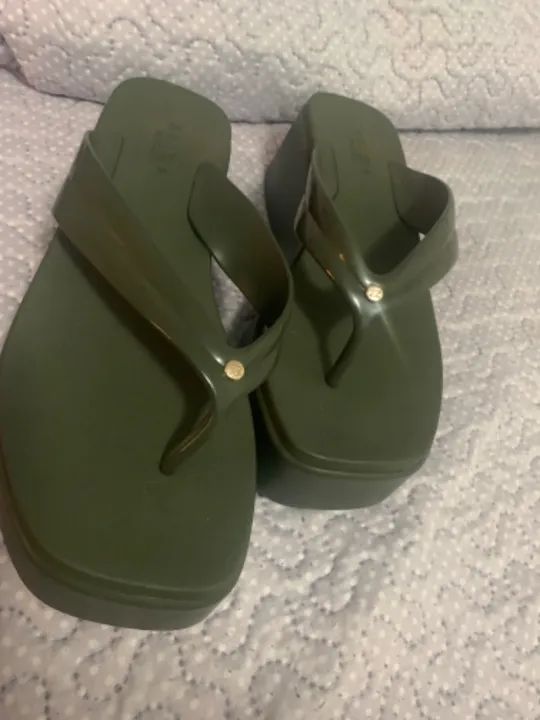 Chinelo plataforma Arezzo