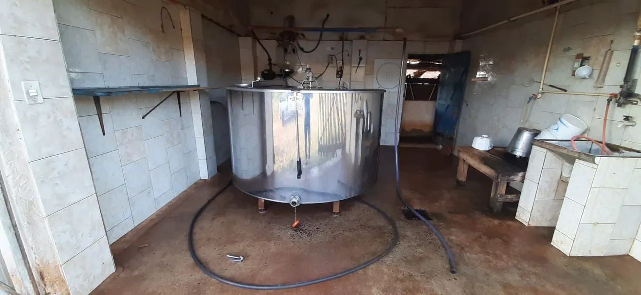 Tanque refrigerado para leite 2000 litros - Foto 5
