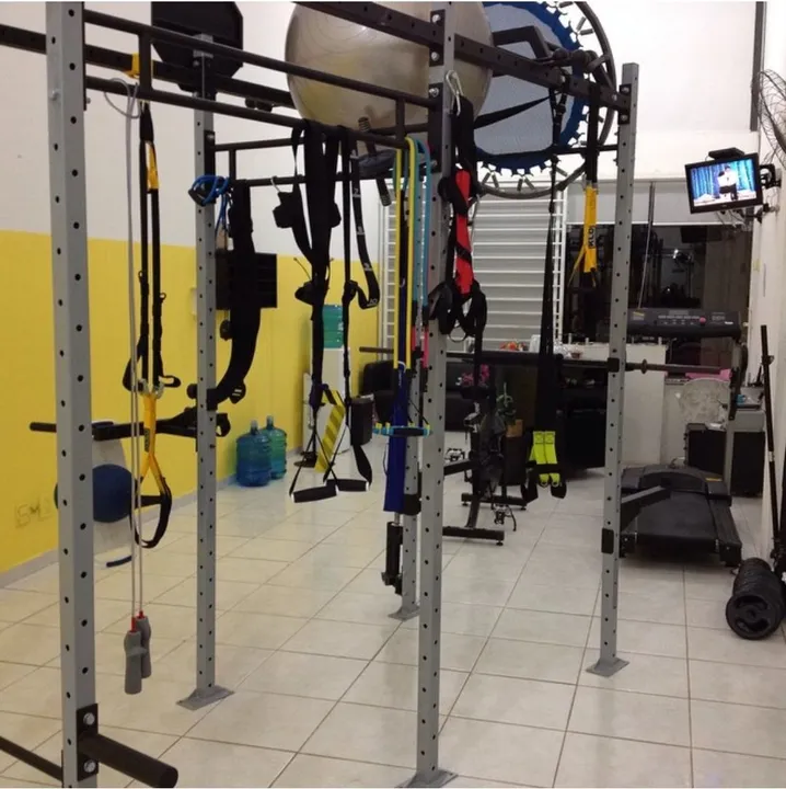 Gaiola treino funcional multifuncional estação