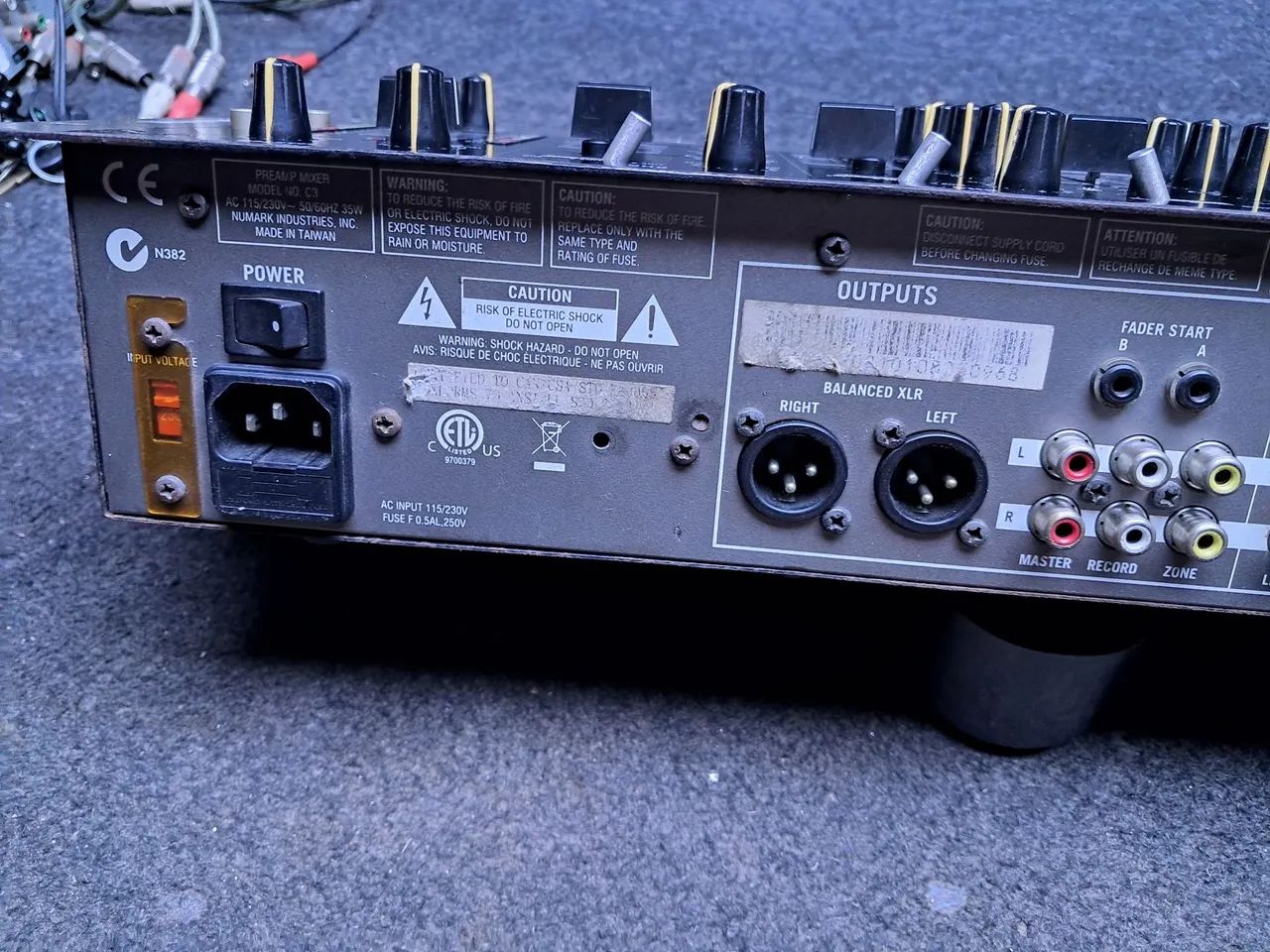 Mesa de Som Numark C3 - Profissional 19' - Foto 2