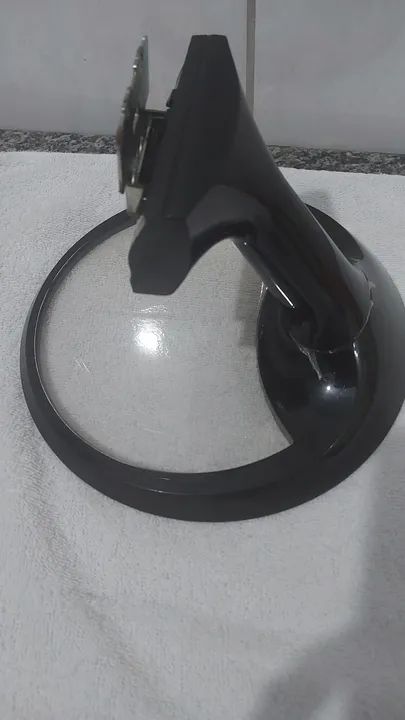 BASE TV SANSUNG 24POL - Foto 2