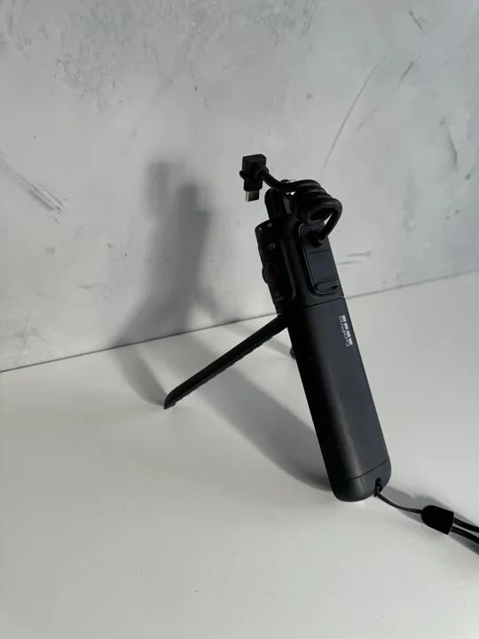 Volta - Bastão Com Bateria, Tripé E Controle Remoto - Gopro Cor Preto - Foto 4