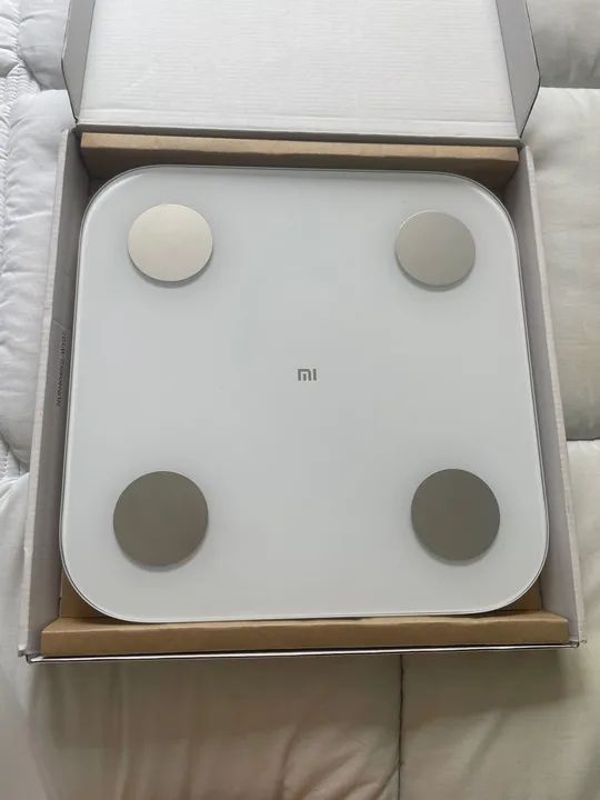 Bioimpedância Mi body composition scale 2