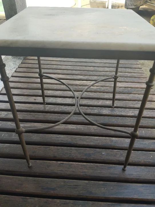 Mesa de cabeceira ou centro latão  - Foto 2