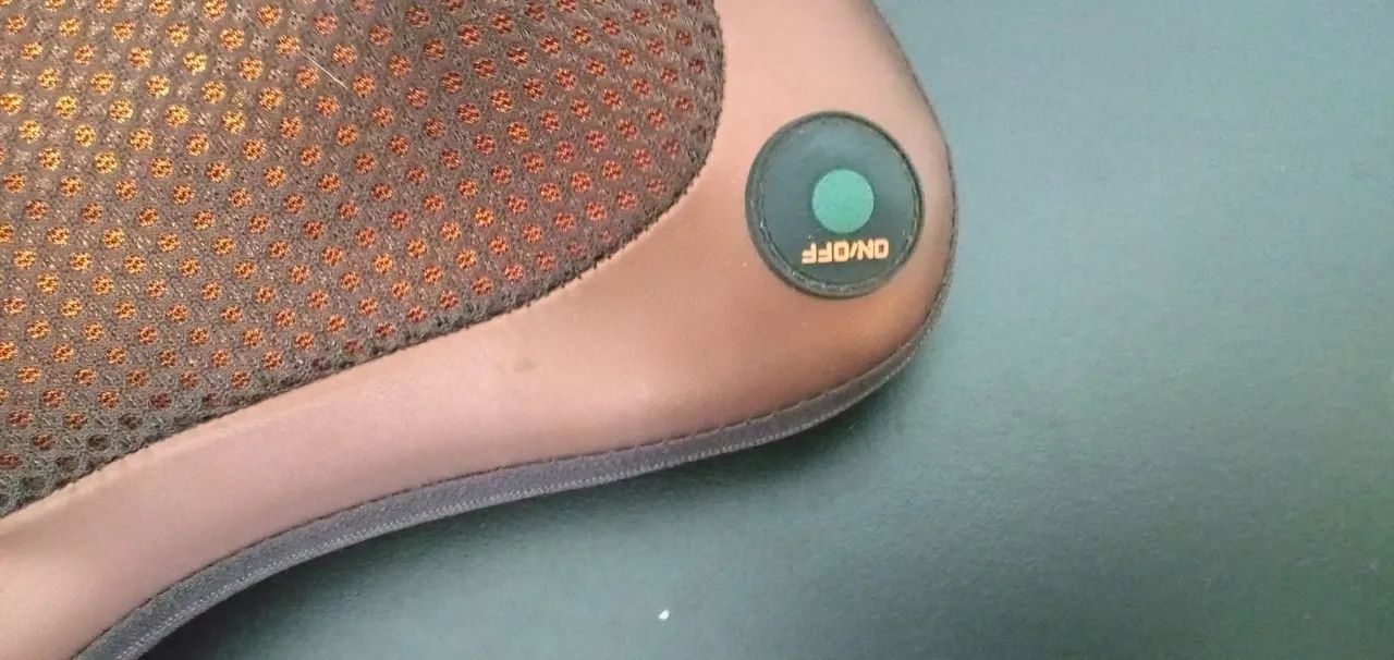 Massageador  Lombar/ e Pescoco ( pode ser usado no automovel)  Usado. - Foto 4