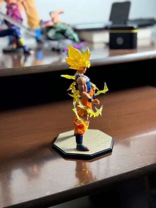 Figure action Goku SSJ1 - Foto 3