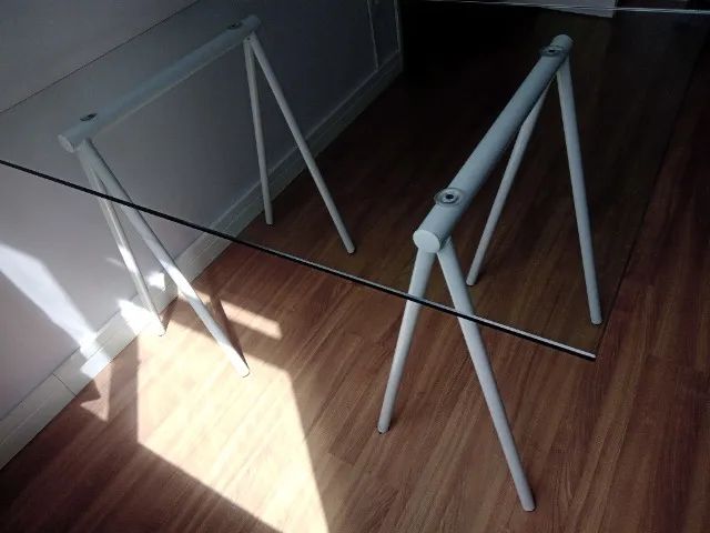 Mesa com tampo de vidro - Foto 2