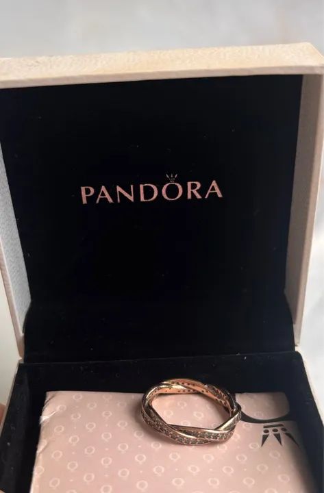 Anel Pandora rosé com zirconias  - Foto 3