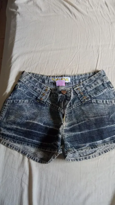 3 Shorts Jeans Feminino no preço de um