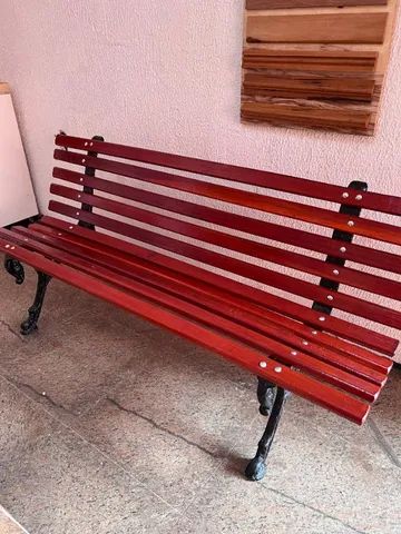 Banco de madeira maciça resistente a sol e chuva para condomínios, praças e jardins - Foto 2