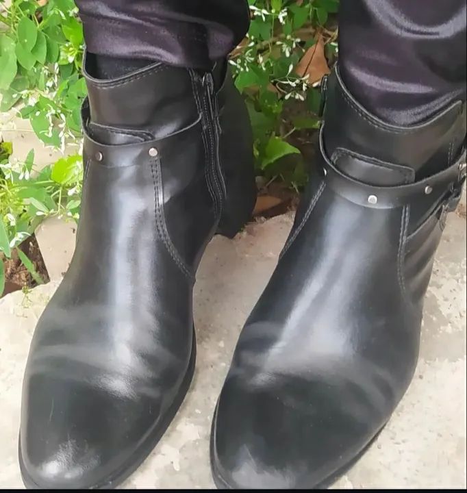 Bota de couro Felina