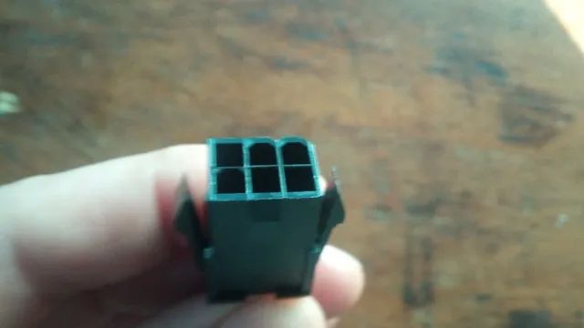 Cabo Adaptador 6 para 8 pinos Placa de video - Foto 3