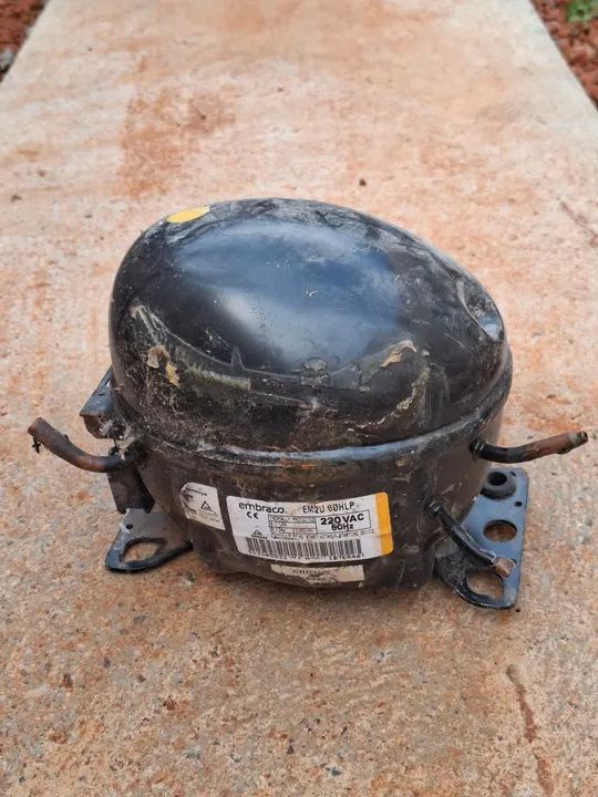      Motor   Compressor Embraco para Geladeira