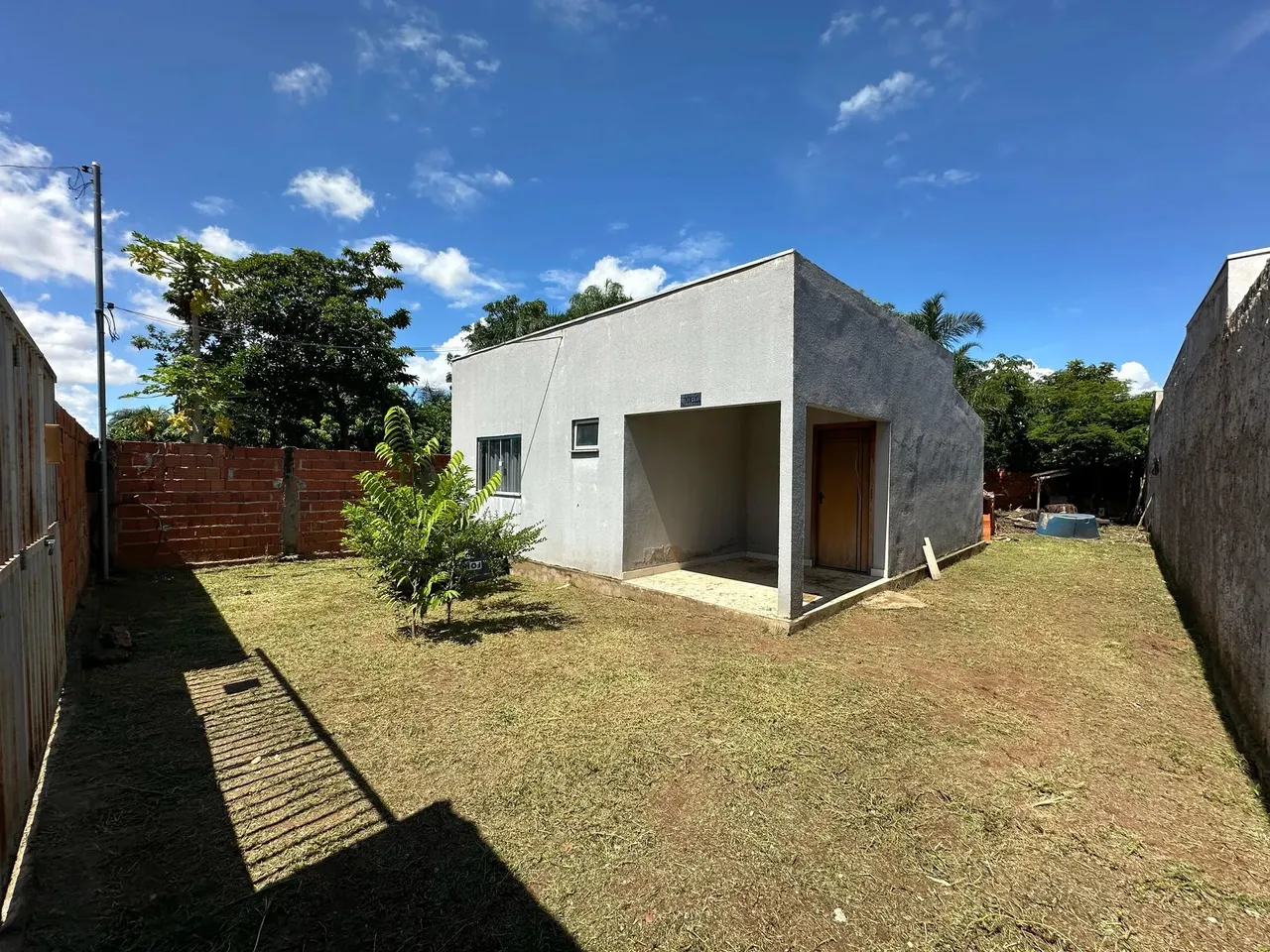 Casa á venda em Várzea Grande bairro Vitória Régia