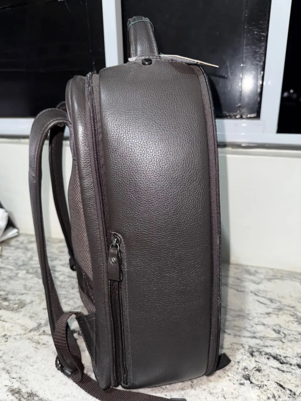 Mochila de Couro Marrom - Foto 4