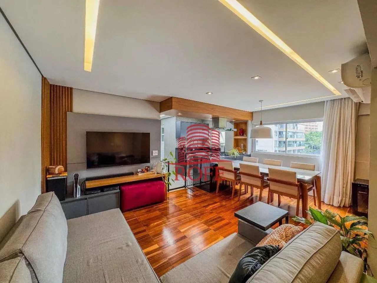 *OPORTUNIDADE: Valor de m² abaixo na região da Vila Olímpia. Apartamento de 82 m² com 3 qu