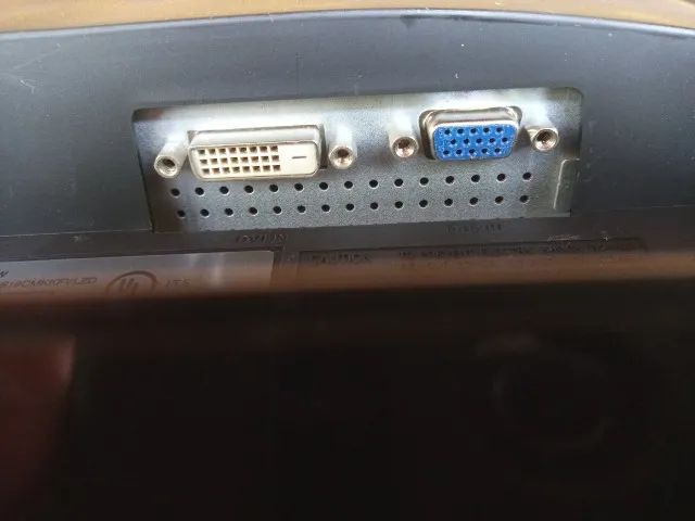 Monitor Samsung SyncMaster 19 polegadas vga DVI widescreen LCD - Foto 3