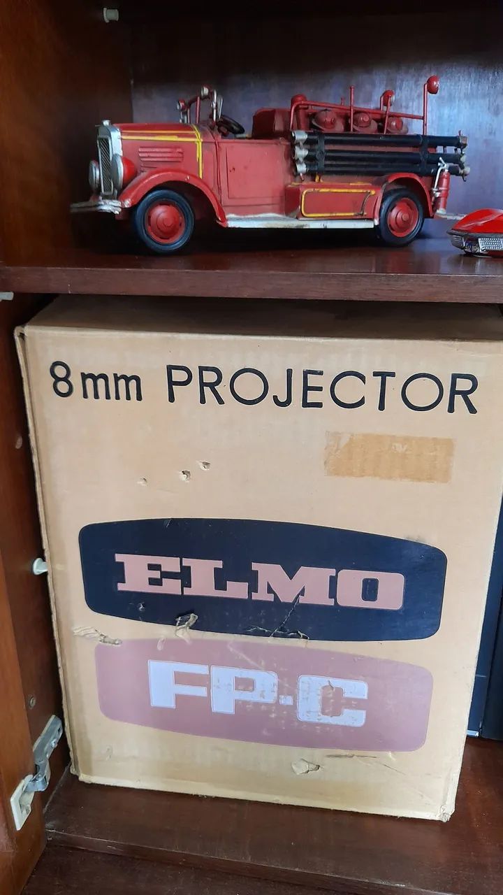 Projetor 8mm Elmo FP-C