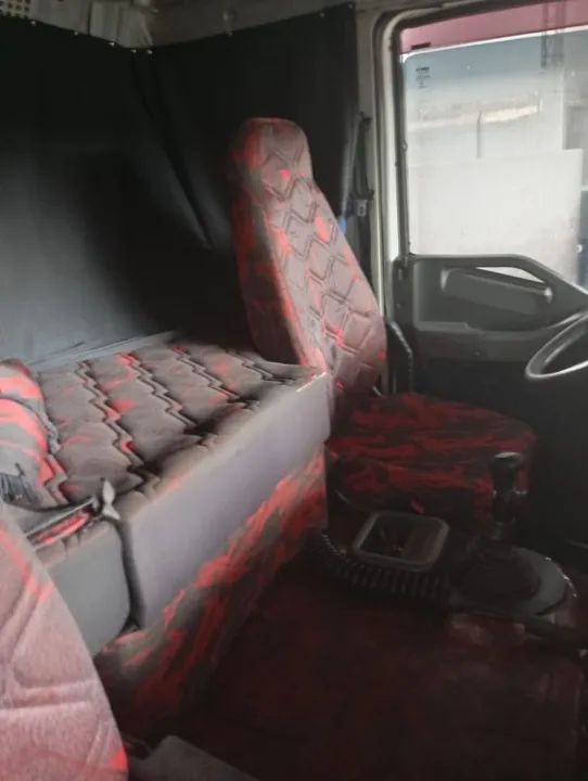 Caminhão Iveco 460/6x4 traçado bug Levi  - Foto 14