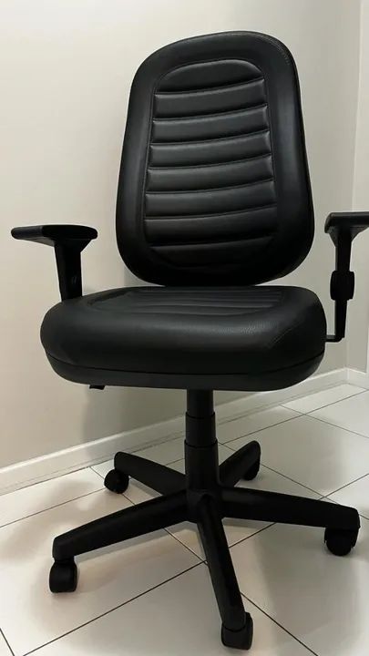 Cadeira Presidente Escritório - Cavaletti 6001 - Estado de nova