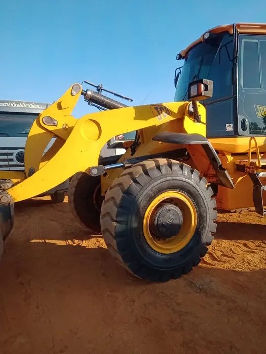 Trator JCB 426 - Foto 4