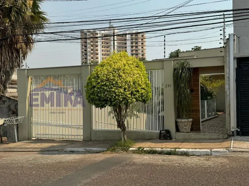 Casa com 3 quarto(s) no bairro Dom Aquino em Cuiabá - MT