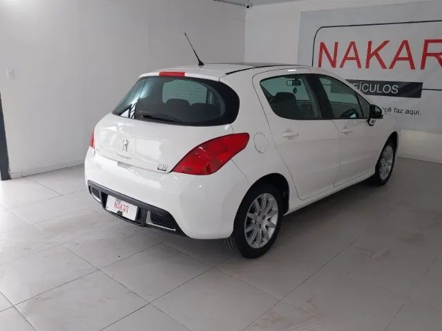 Peugeot 308 ACTIVE 1.6  FLEX  MANUAL 2014 - Foto 5