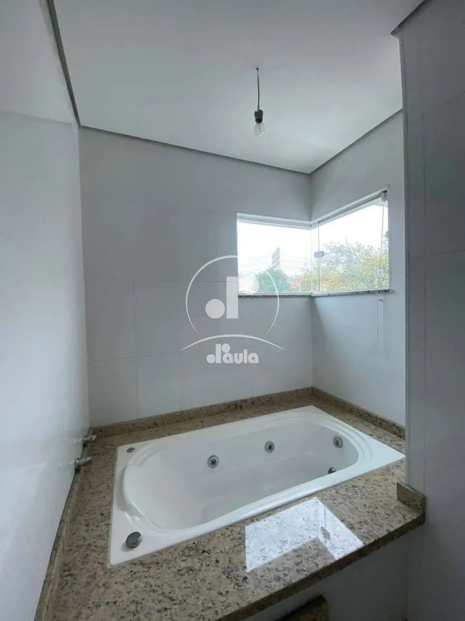Sobrado a venda com 250m², 3 suítes, 6 banheiros, 4 vagas, na Vila Pinheirinho em Santo An - Foto 3