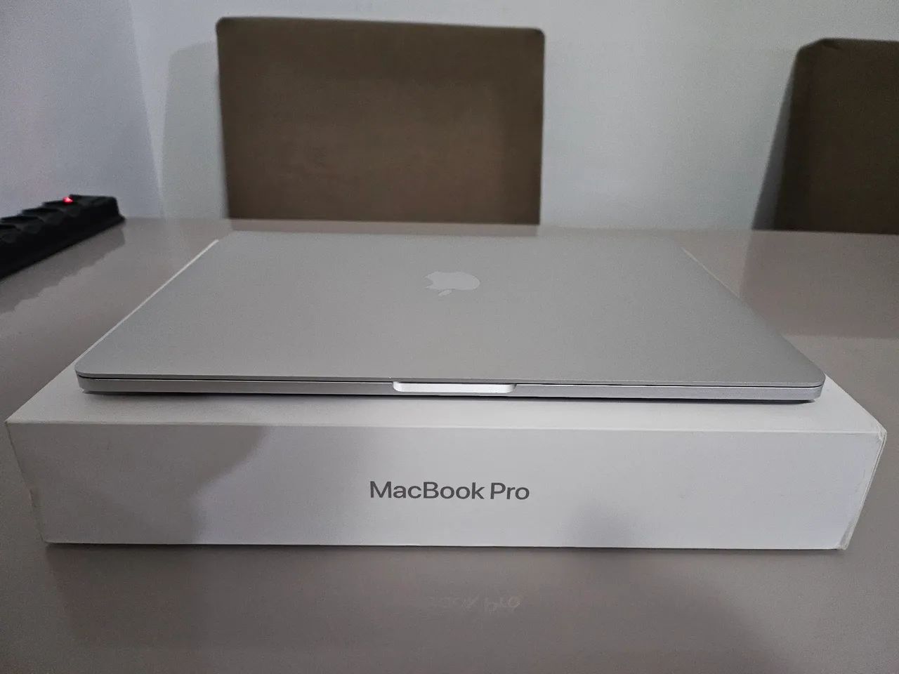 Macbook Pro 2020 13 M1 8gb 512gb SSD C/Caixa - Notebooks - Jardim