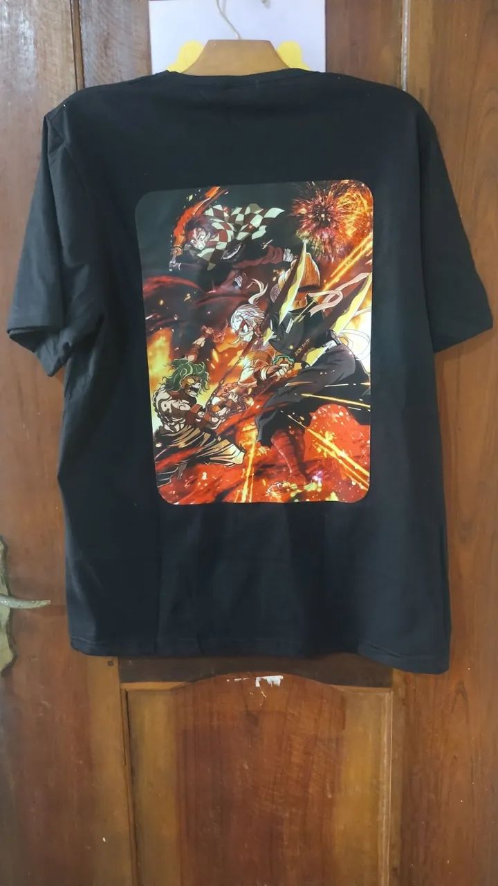 Camiseta ataque anime GG - Foto 4