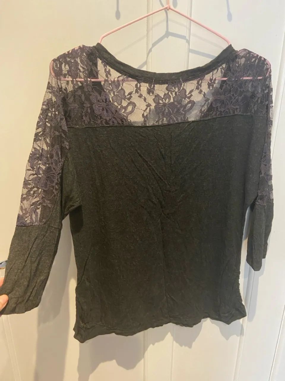 Blusa de renda cinza - Foto 2