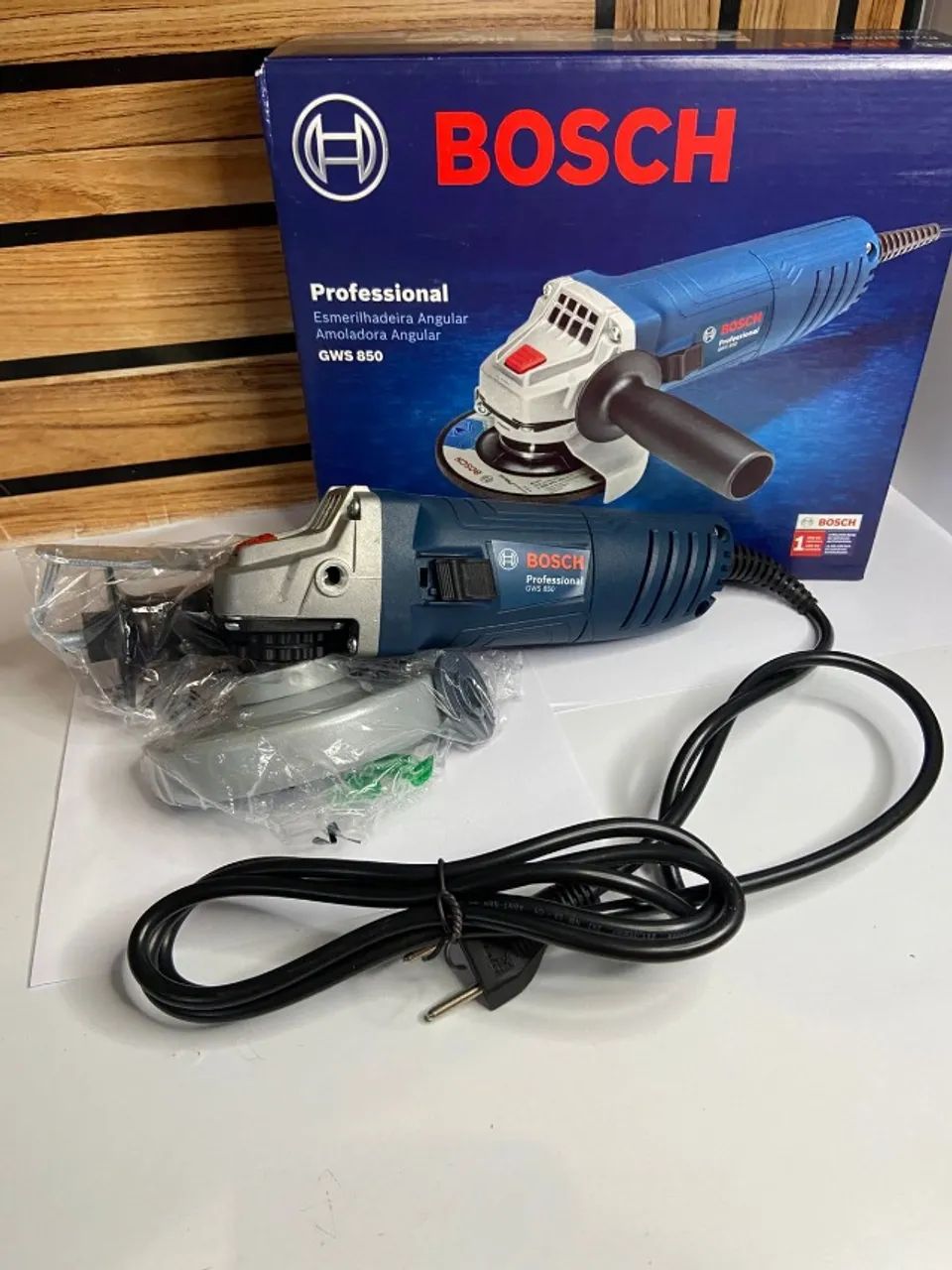 Esmerilhadeira Angular 850w Bosch - Foto 3