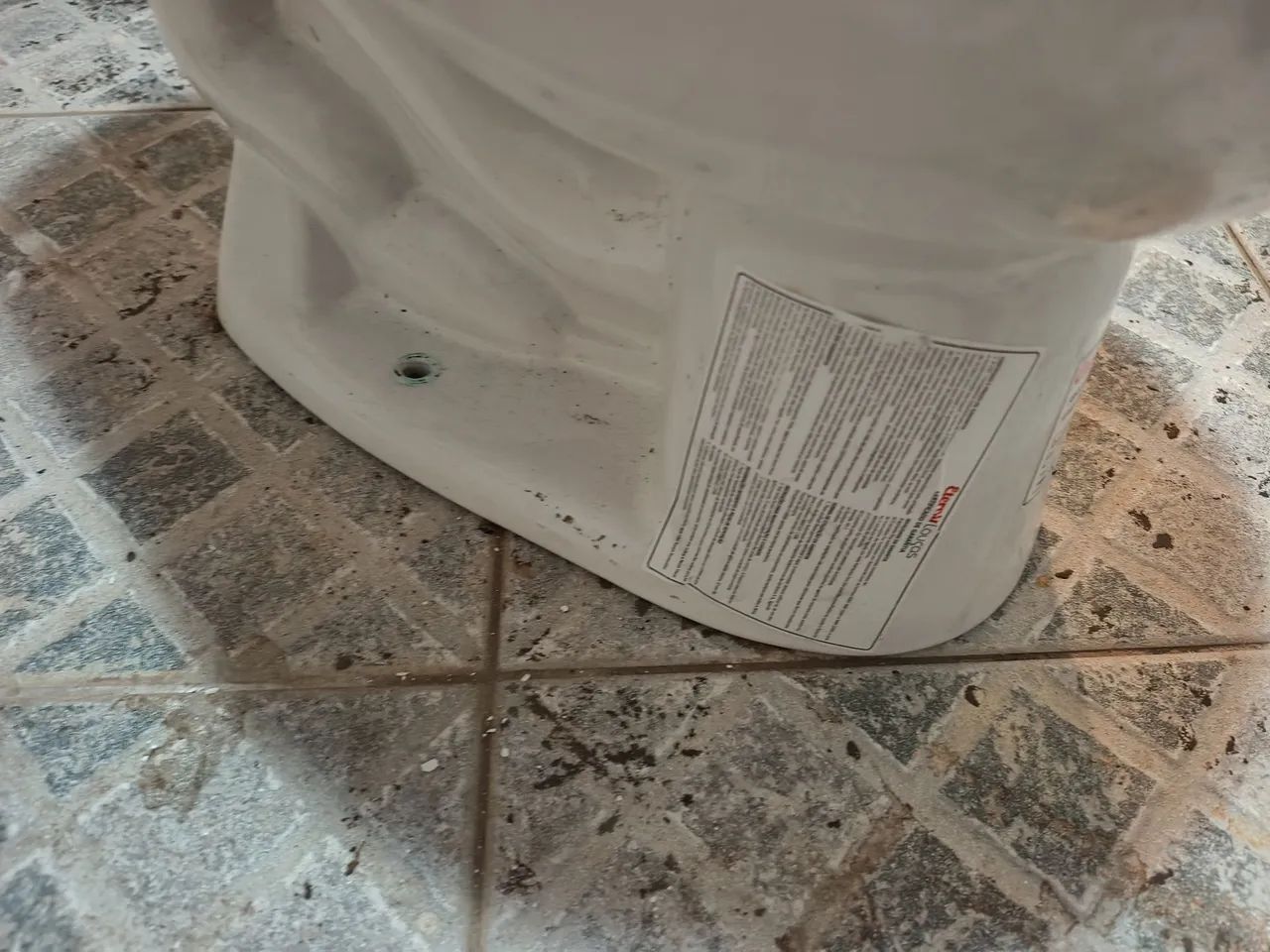 Sem a tampa e o botão da descarga da caixa acoplada, Vaso Sanitário acoplado usado Eternit - Foto 4