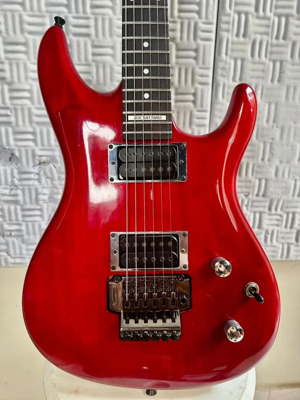 Guitarra Ibanez JS 100 Joe Satriani Signature - Instrumentos
